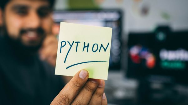 少儿编程之编程语言介绍：为什么 Python 对于编程入门学习来说，是一门很棒的语言